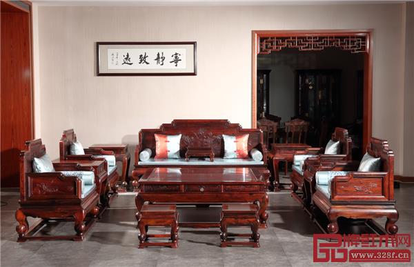 尊龙官方网站红木精品家具.jpg